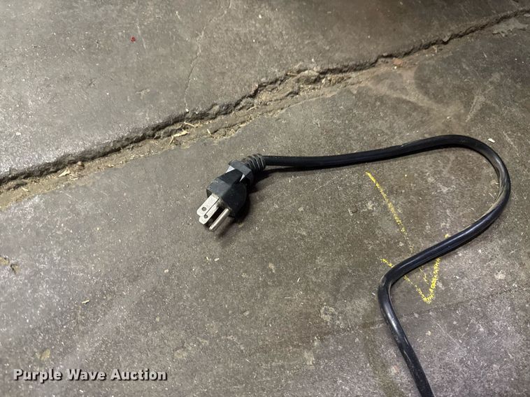 image for item NO9560 (3) refrigerators