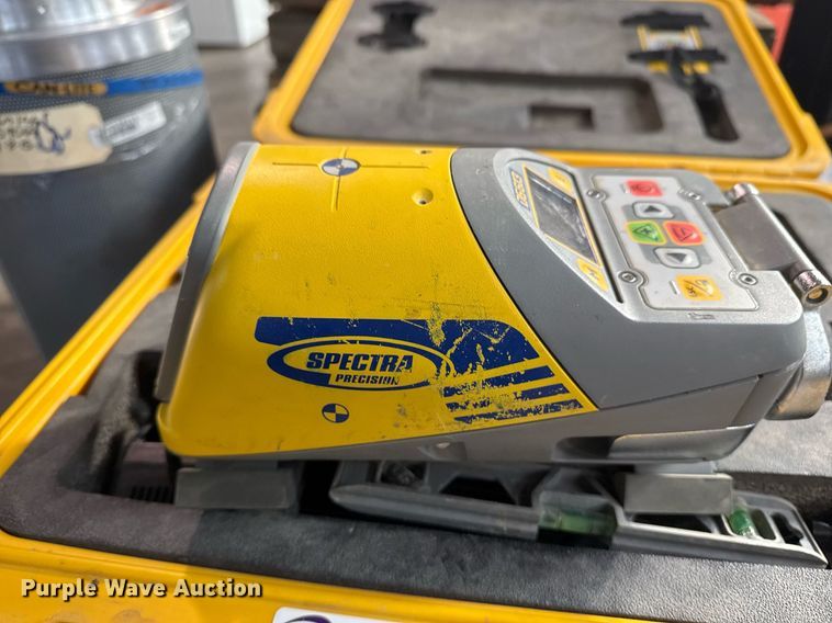 image for item NO9563 Spectra DG613 pipe laser