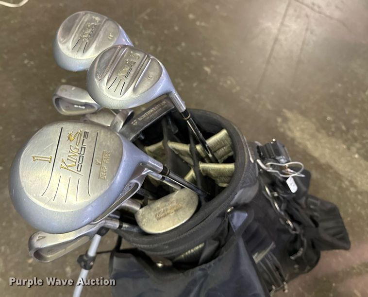 image for item NO9565 Set of golf clubs