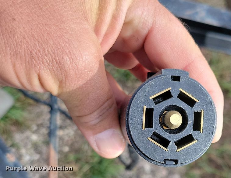 image for item OH9271 2007 Road King utility trailer