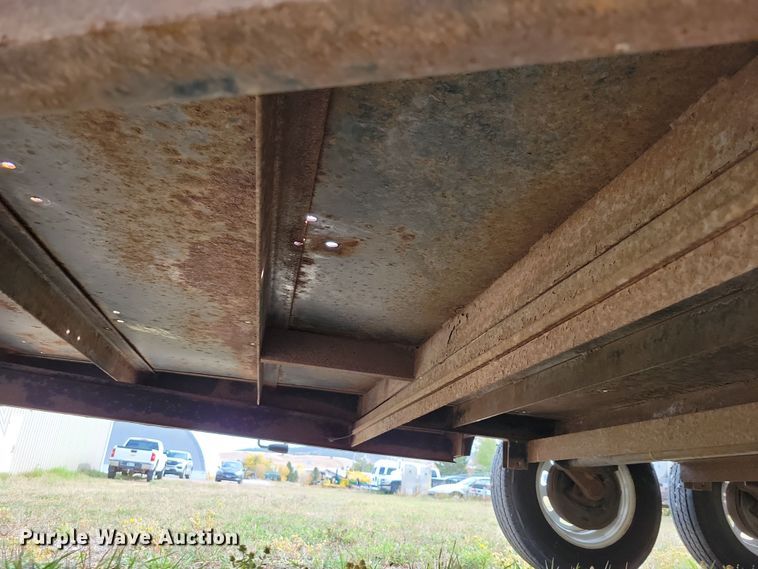 image for item OH9271 2007 Road King utility trailer