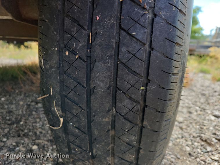 image for item OH9271 2007 Road King utility trailer