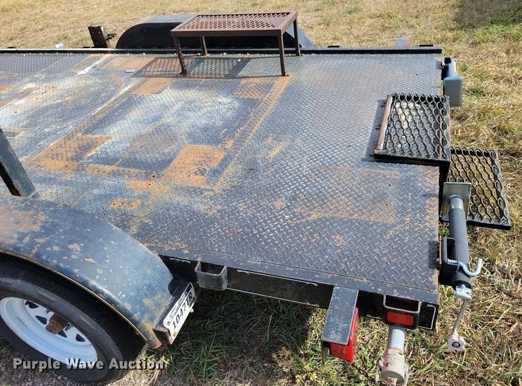 image for item OH9272 2006 Road King utility trailer