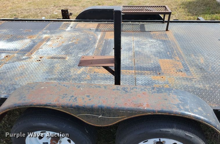 image for item OH9272 2006 Road King utility trailer