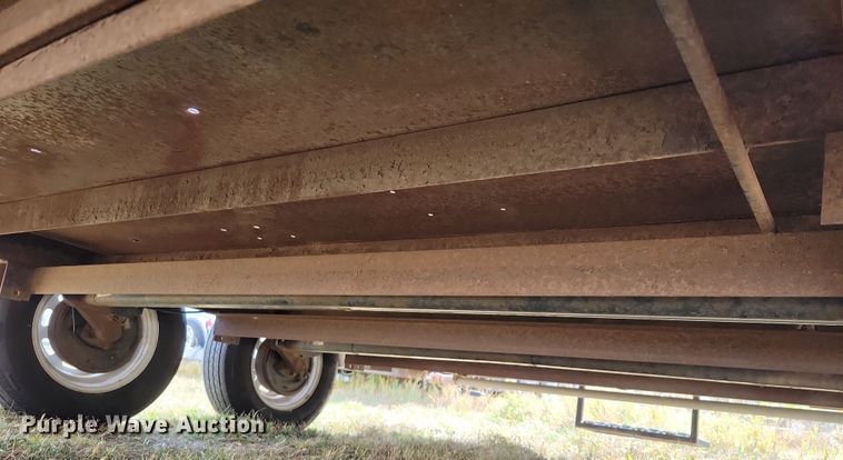 image for item OH9272 2006 Road King utility trailer