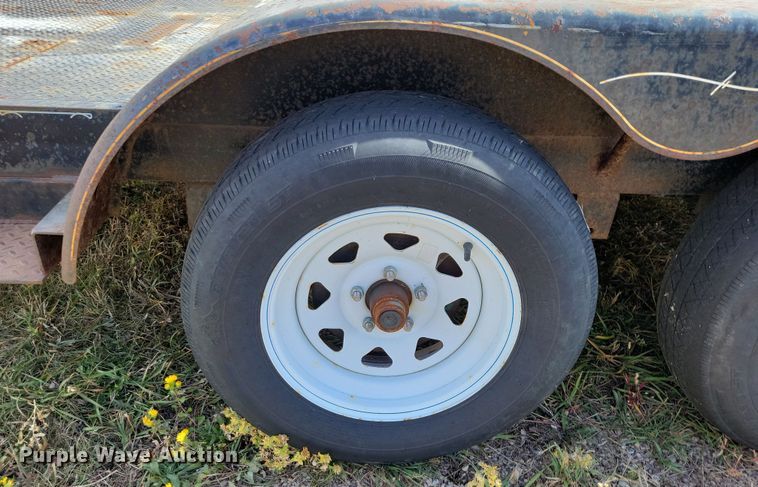 image for item OH9272 2006 Road King utility trailer