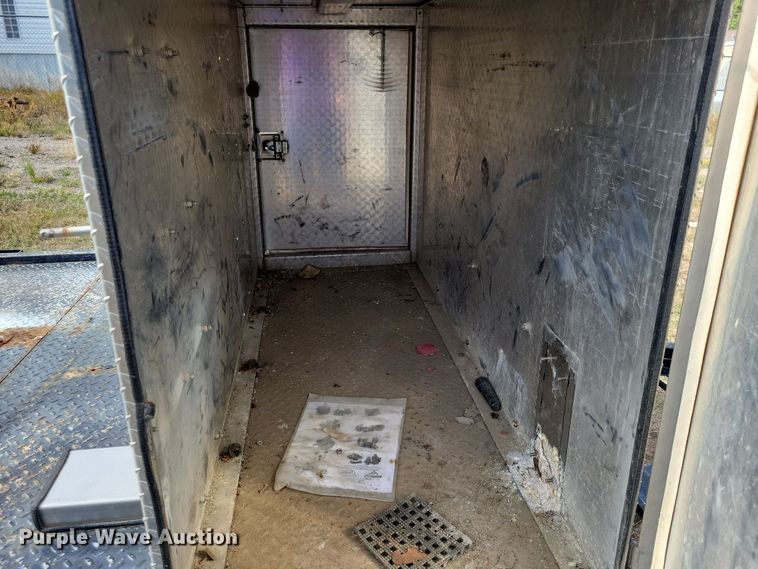 image for item OH9273 2009 Road King utility trailer