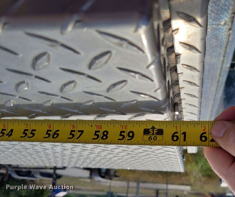 image for item OH9273 2009 Road King utility trailer