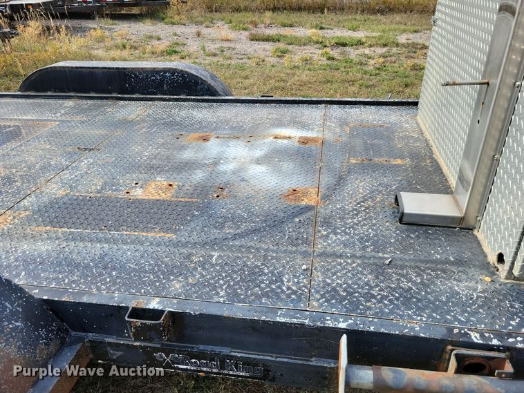 image for item OH9273 2009 Road King utility trailer