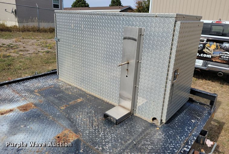 image for item OH9273 2009 Road King utility trailer