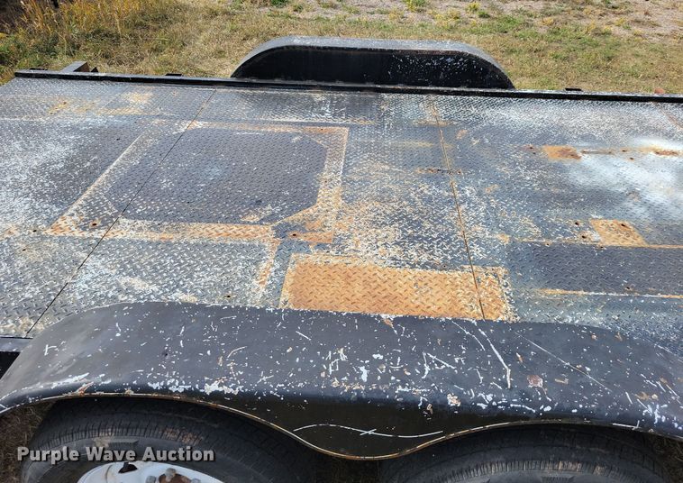 image for item OH9273 2009 Road King utility trailer