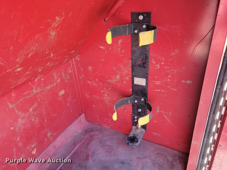 image for item OH9316 1990 Ford F800 pumper fire truck