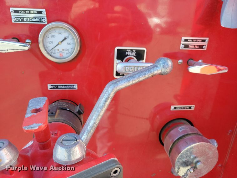 image for item OH9316 1990 Ford F800 pumper fire truck