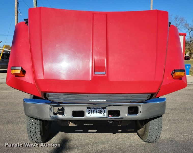 image for item OH9316 1990 Ford F800 pumper fire truck