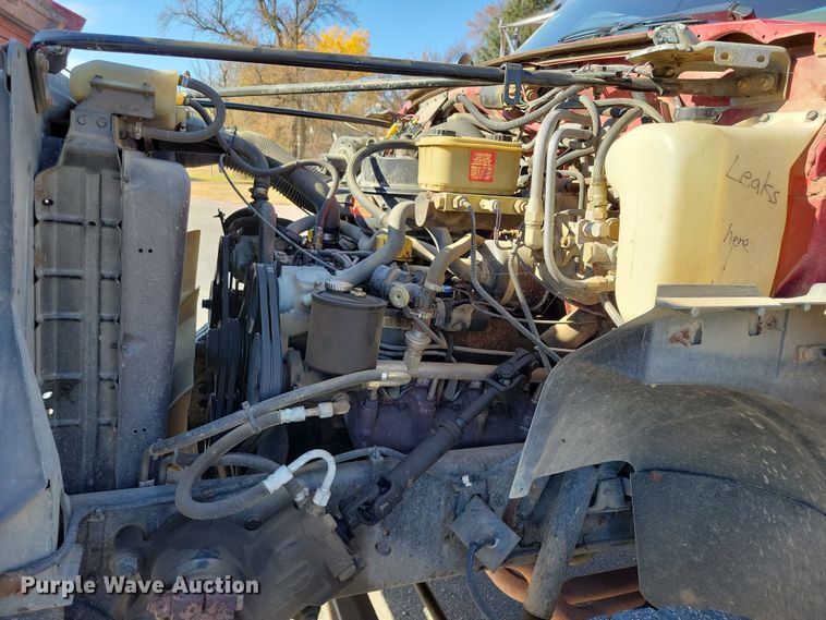 image for item OH9316 1990 Ford F800 pumper fire truck