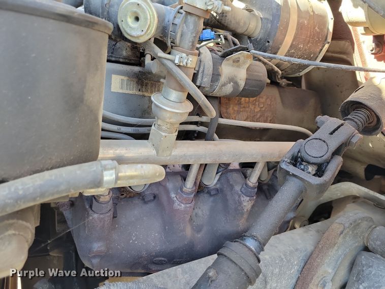 image for item OH9316 1990 Ford F800 pumper fire truck