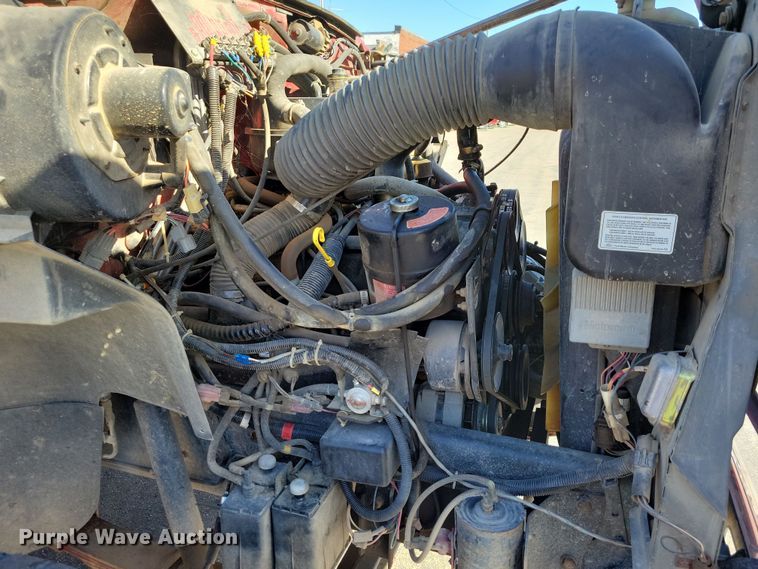 image for item OH9316 1990 Ford F800 pumper fire truck