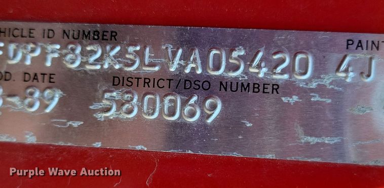 image for item OH9316 1990 Ford F800 pumper fire truck