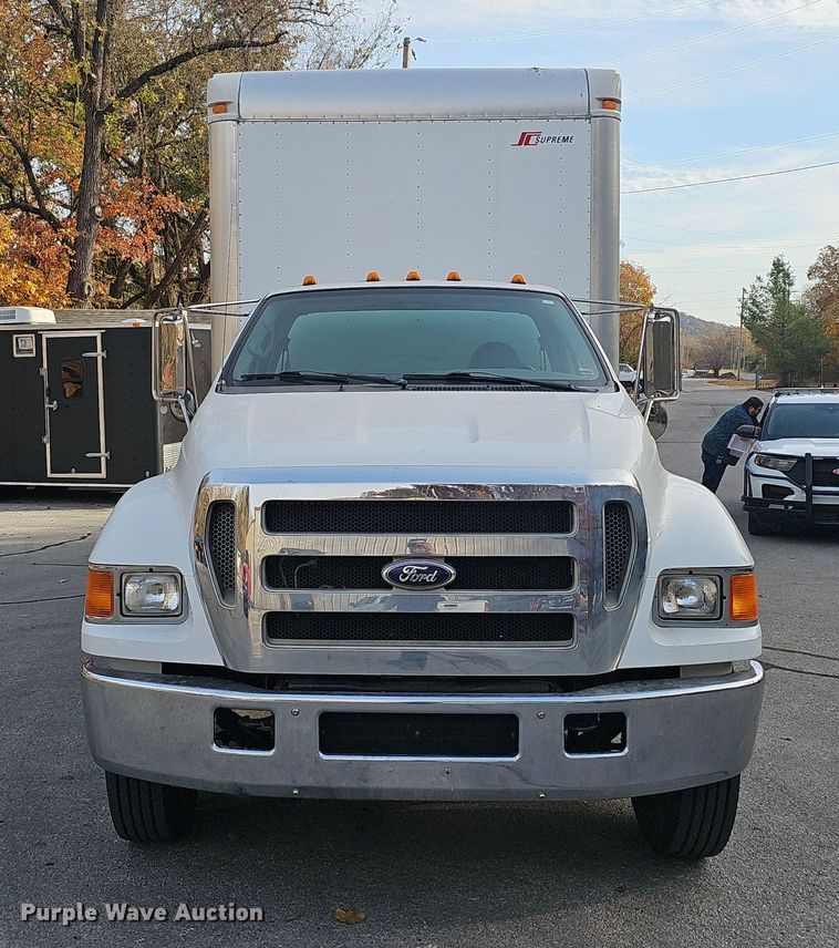 image for item OJ9000 2007 Ford F650 box truck