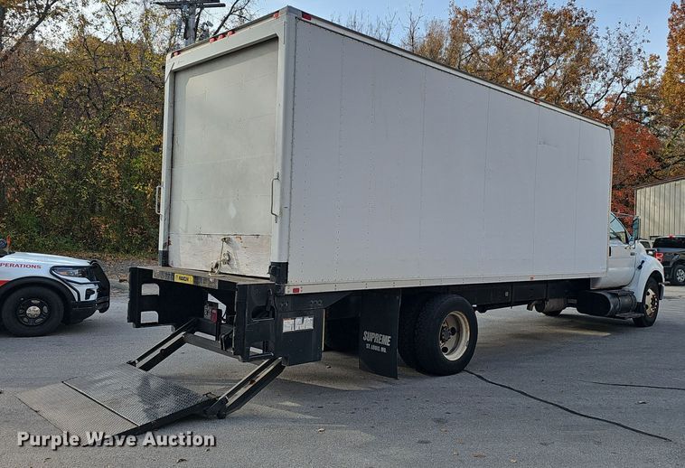 image for item OJ9000 2007 Ford F650 box truck