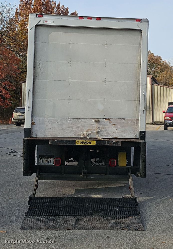 image for item OJ9000 2007 Ford F650 box truck