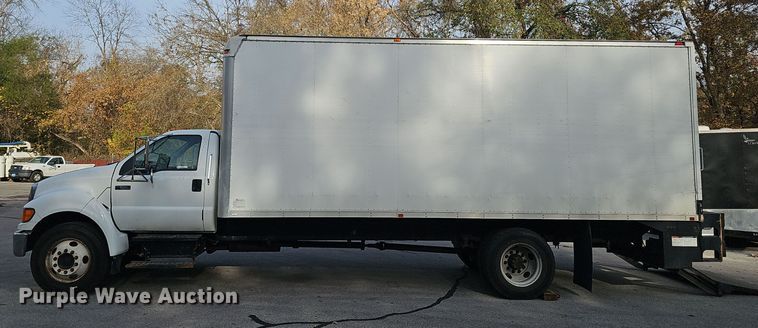 image for item OJ9000 2007 Ford F650 box truck