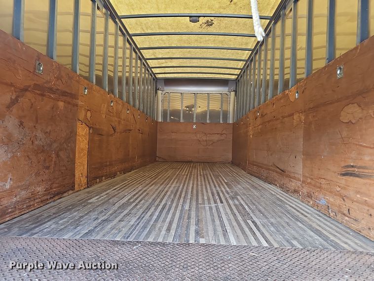 image for item OJ9000 2007 Ford F650 box truck