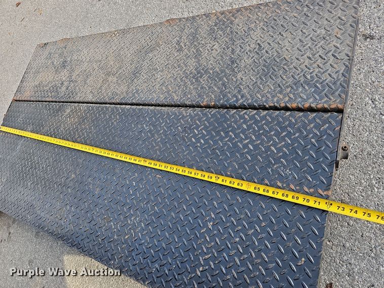 image for item OJ9000 2007 Ford F650 box truck