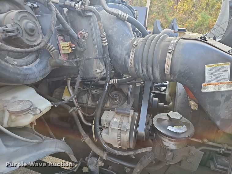 image for item OJ9000 2007 Ford F650 box truck