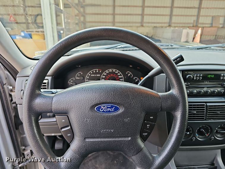 image for item OJ9002 2002 Ford  Explorer  SUV