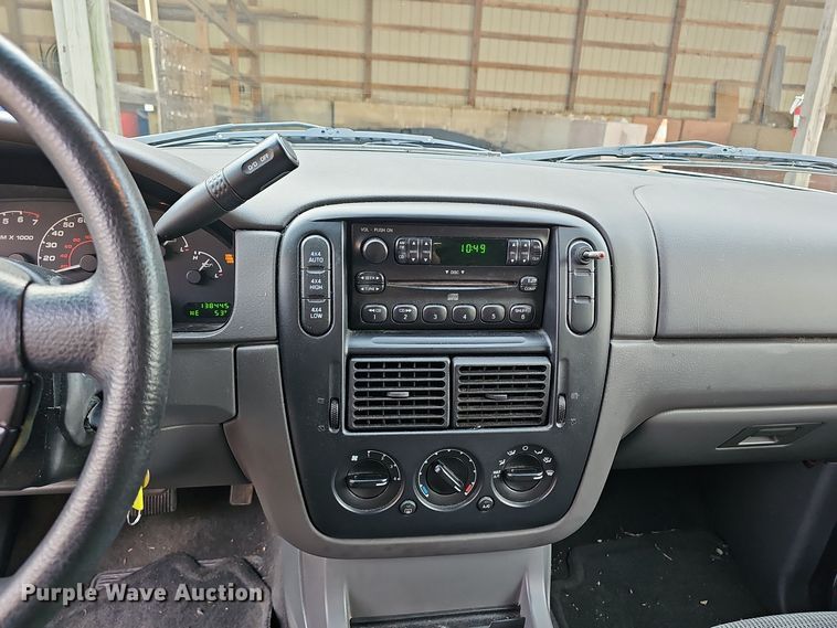 image for item OJ9002 2002 Ford  Explorer  SUV