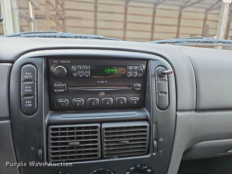 image for item OJ9002 2002 Ford  Explorer  SUV