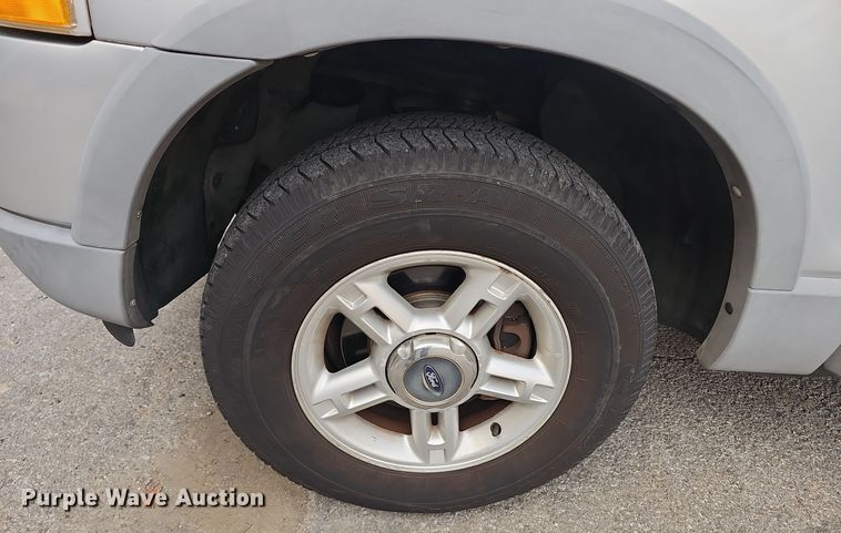 image for item OJ9002 2002 Ford  Explorer  SUV