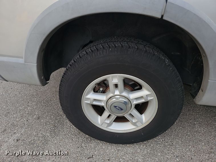 image for item OJ9002 2002 Ford  Explorer  SUV