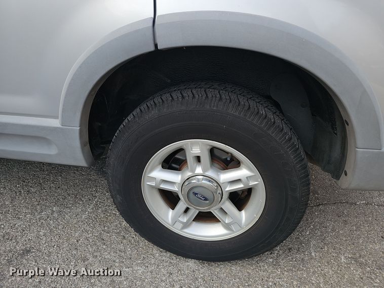 image for item OJ9002 2002 Ford  Explorer  SUV