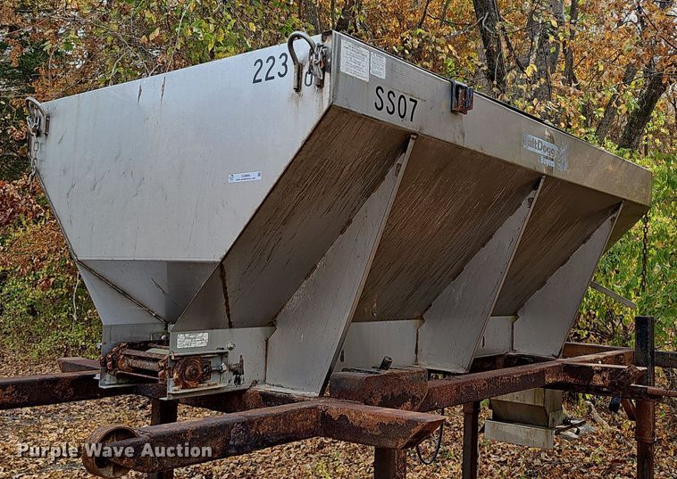 image for item OJ9006 Buyers  Salt Dogg  spreader