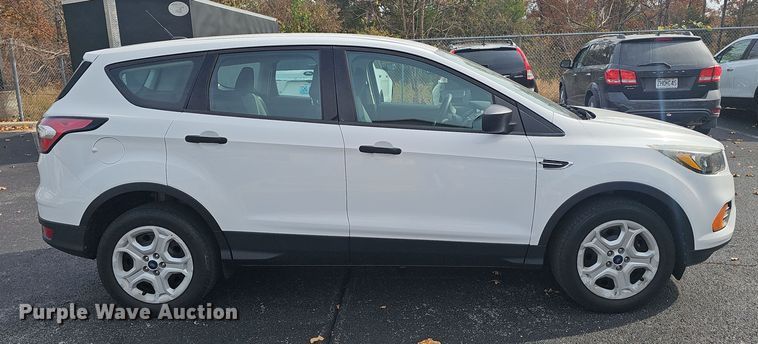 image for item OJ9017 2018 Ford  Escape  SUV