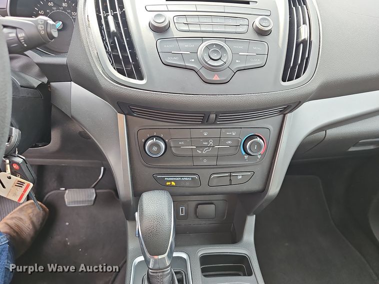 image for item OJ9017 2018 Ford  Escape  SUV