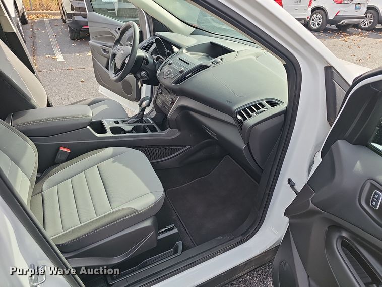 image for item OJ9017 2018 Ford  Escape  SUV