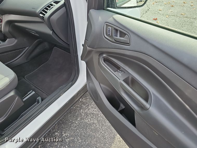 image for item OJ9017 2018 Ford  Escape  SUV