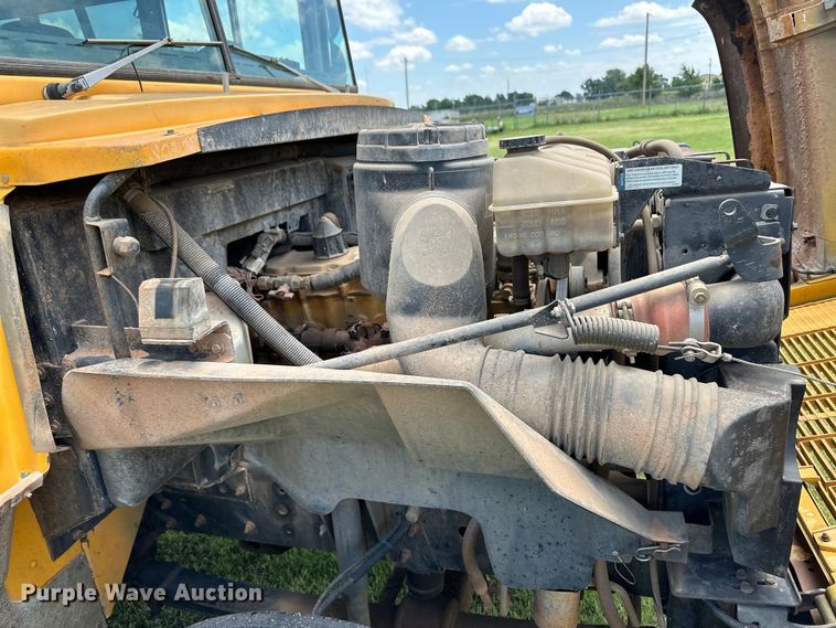 image for item OL9599 2000 Blue Bird 35PA school bus