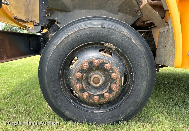 image for item OL9599 2000 Blue Bird 35PA school bus