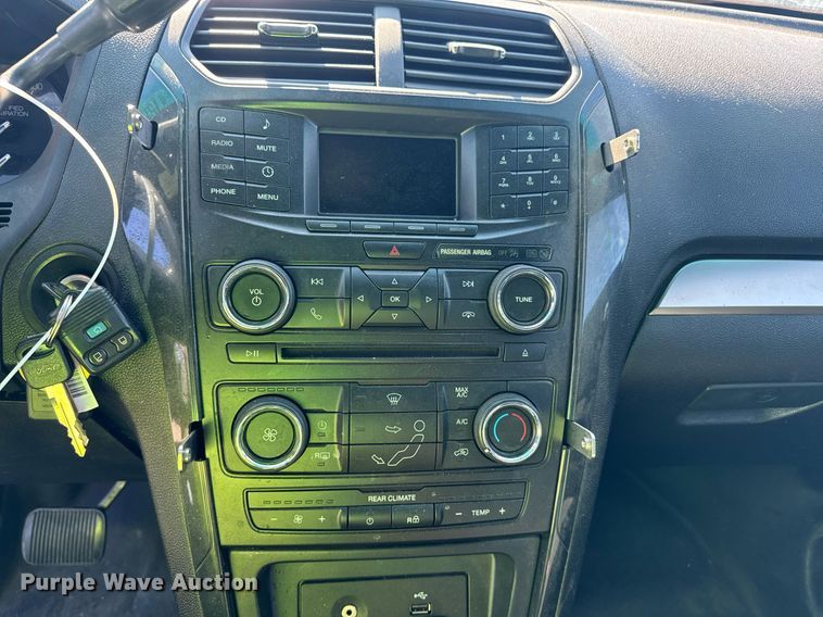 image for item YA0085 2016 Ford Explorer Police SUV