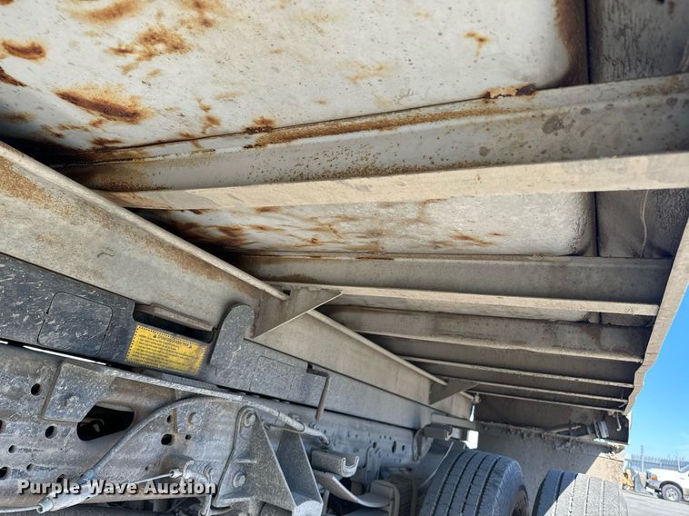 image for item YA0093 2006 Ford F450 Super Duty XL dump truck