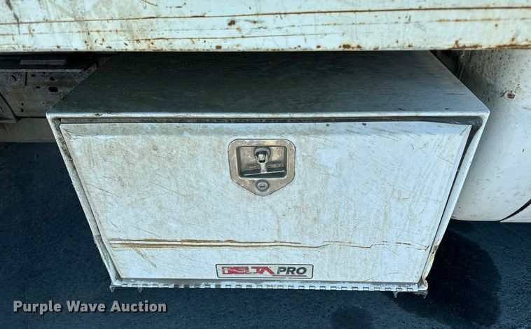 image for item YA0093 2006 Ford F450 Super Duty XL dump truck