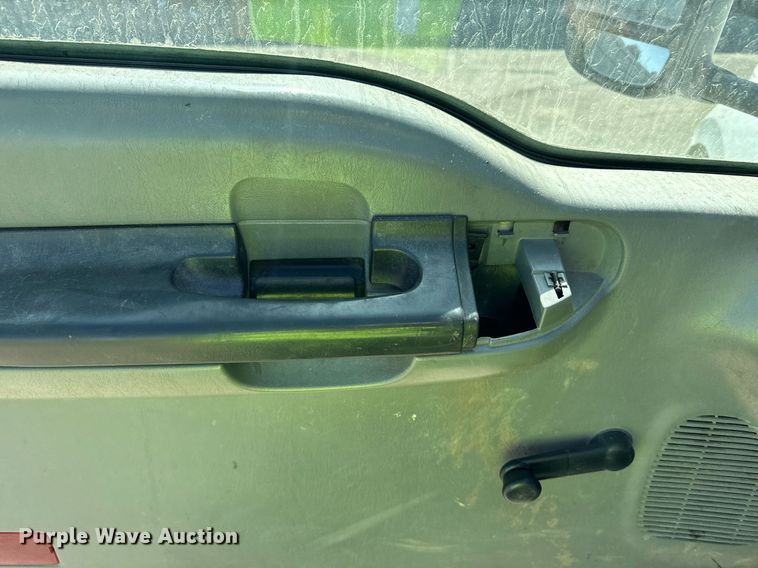 image for item YA0093 2006 Ford F450 Super Duty XL dump truck