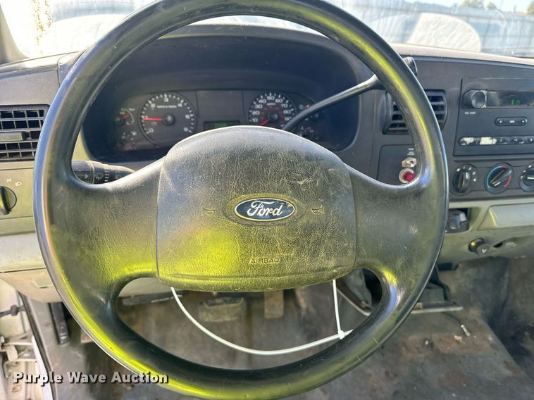 image for item YA0093 2006 Ford F450 Super Duty XL dump truck