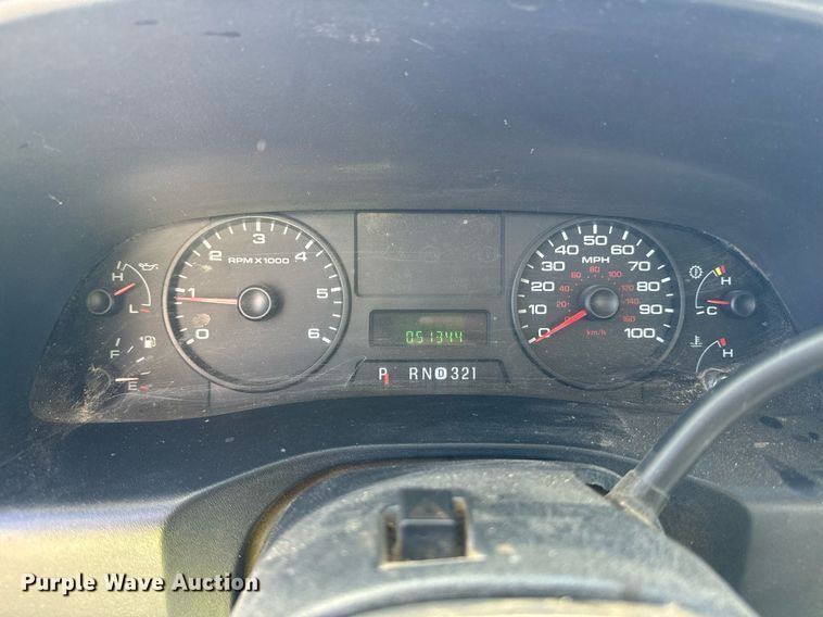 image for item YA0093 2006 Ford F450 Super Duty XL dump truck