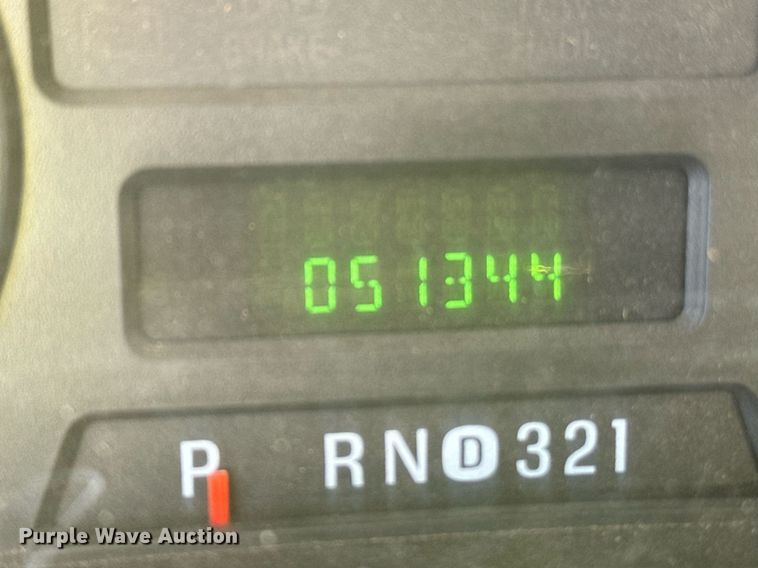 image for item YA0093 2006 Ford F450 Super Duty XL dump truck