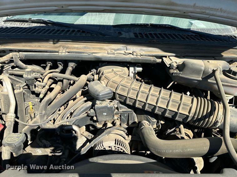 image for item YA0093 2006 Ford F450 Super Duty XL dump truck